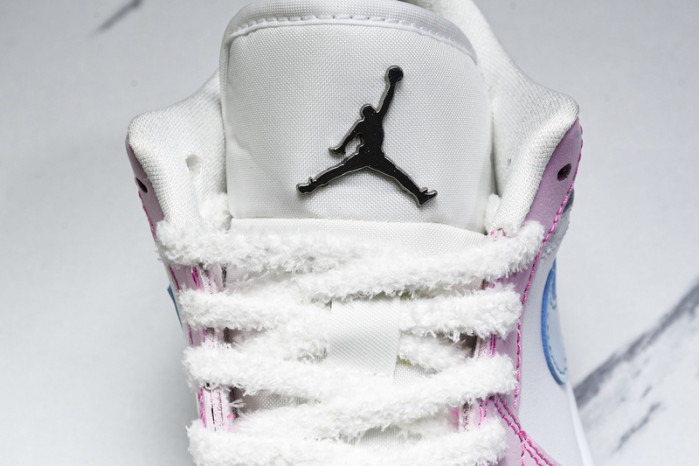 WMNS Air Jordan 1 Low SE Paw Print Pink Foam  HM3706-141