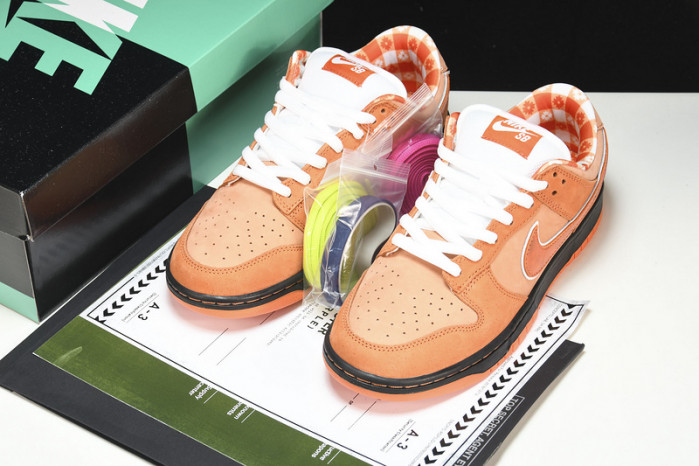Nike SB Dunk Low “Orange Lobster”  FD8776-800