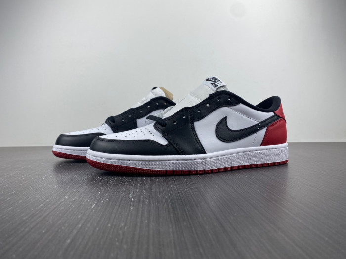 Air Jordan 1 OG High ''Black Toe 555088-125