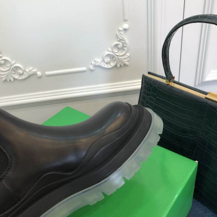 botega Ve*ne*ta boots