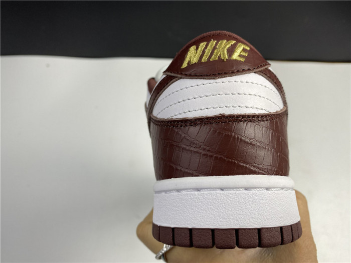 nike sb dunk low S*p*e stars barkroot brown (2021)  dh3228-103