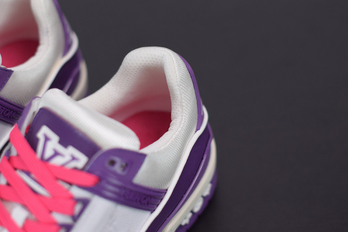 LV SNEAKER LOW YEE-002