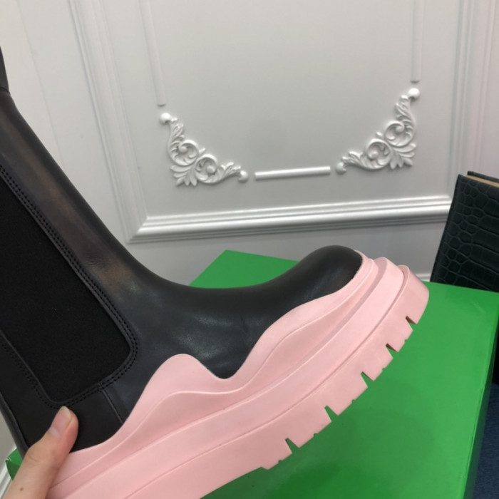 botega Ve*ne*ta boots