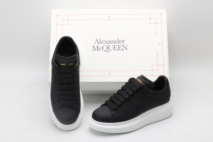 MQ Sneakers
