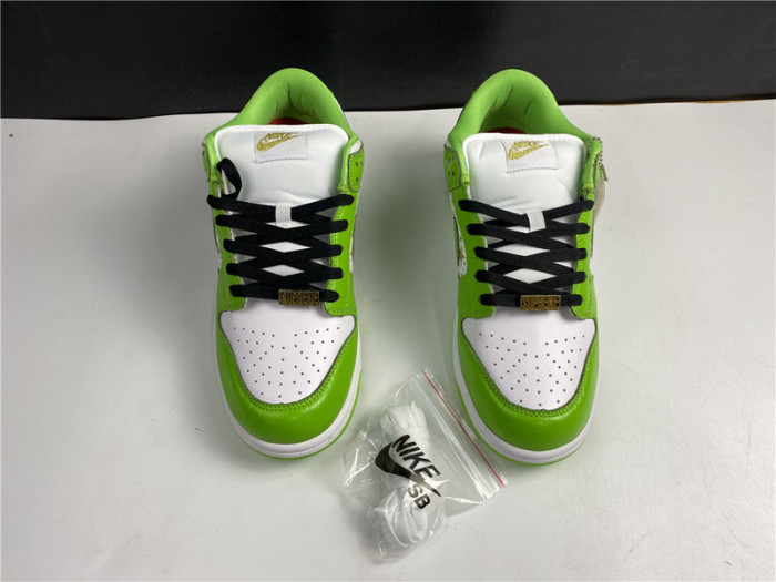 nike sb dunk low S*p*e stars mean green (2021) dh3228-101