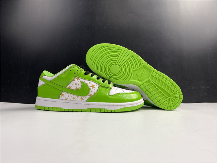 nike sb dunk low S*p*e stars mean green (2021) dh3228-101