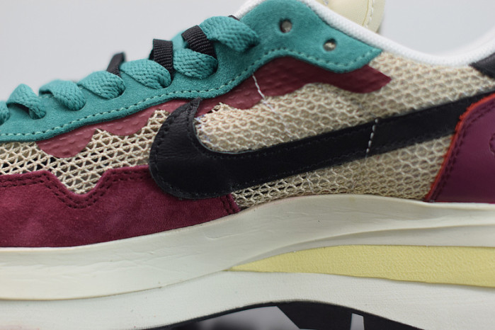 NIKE SACAI NIKE PEGASUS VAPORFLY SP BV0073-102