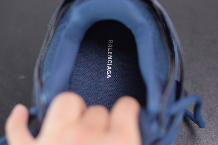 BLCG Track Trainer Dark Navy 542023 W2LA1 4107