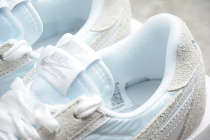 Nike LDV waffle Sacai White BV0073-101