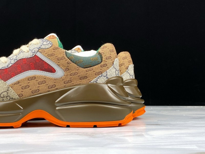 G*u*i rhyton vintage trainer sneaker 620185 99wg0 6060