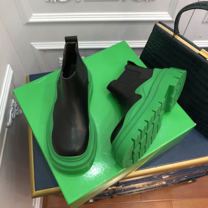 botega Ve*ne*ta boots