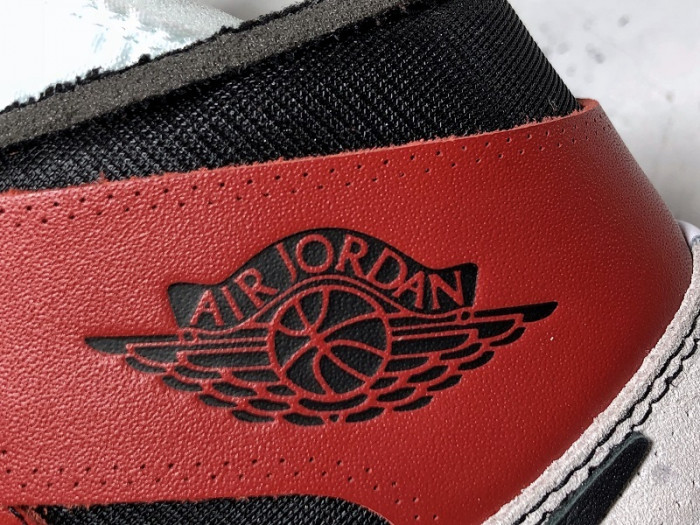 Air Jordan 1 Retro High OF Chicago AA3834-101