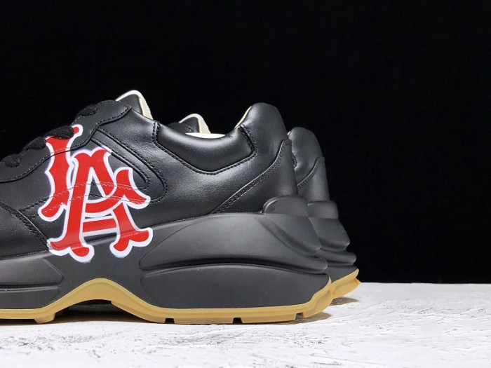 G*u*i trainer sneaker 548637 drw00 1000